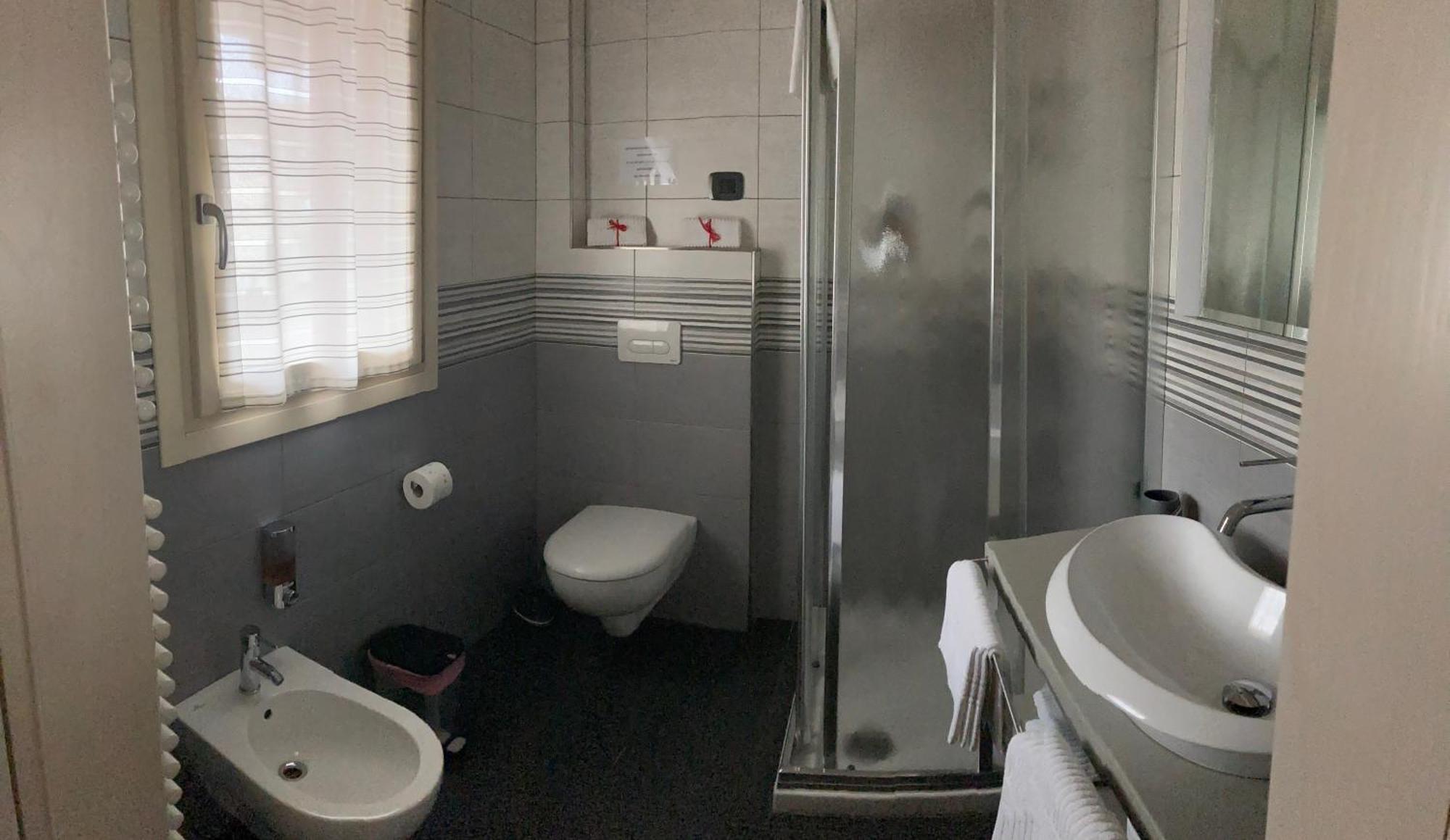 B&B Nuova Ostiglia Куинто-ди-Тревизо Экстерьер фото