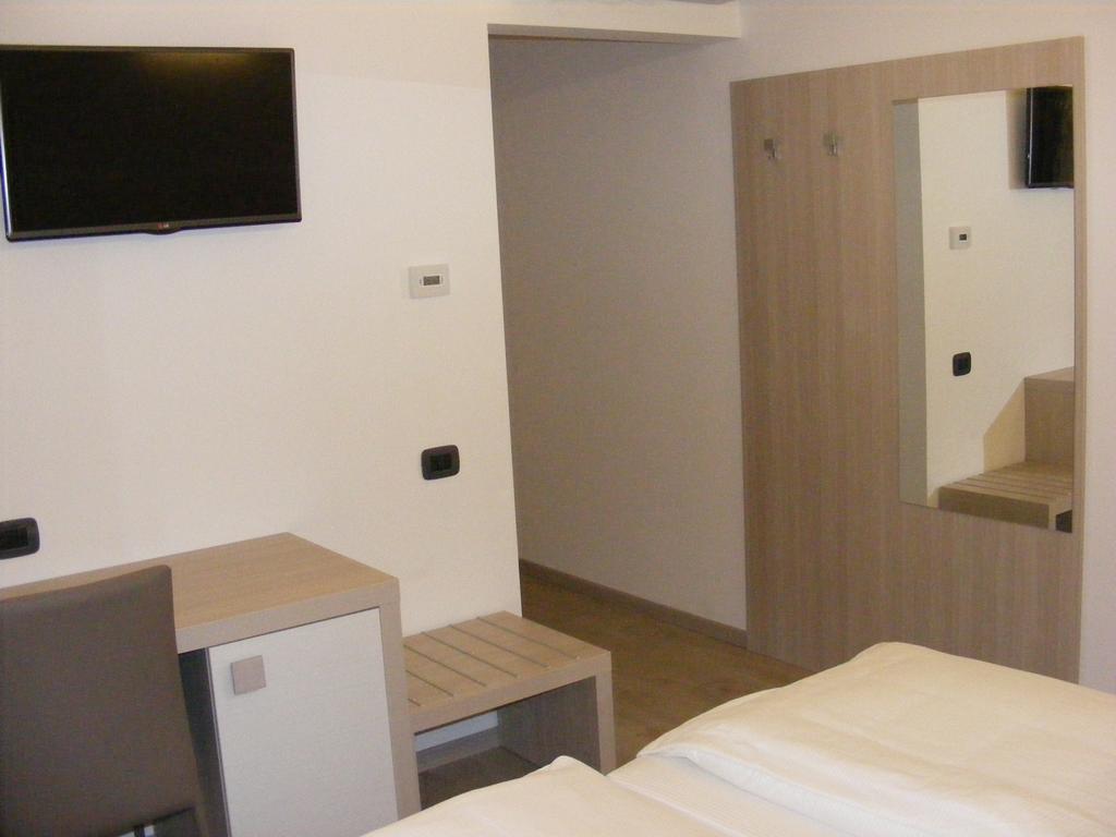 B&B Nuova Ostiglia Куинто-ди-Тревизо Экстерьер фото
